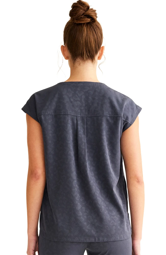 Women's Jayden Scrub Top 4 Women's Jayden Scrub Top - Image 2