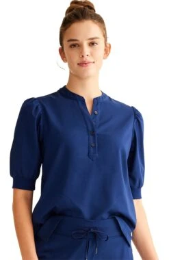 Women's Kodi Scrub Top 11 Women's Kodi Scrub Top -1 5 hh hh803 650