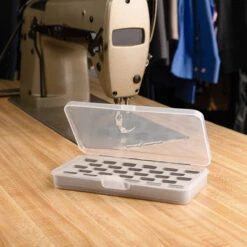 28-Bobbin Box W/ Foam Insert - Clear 9 28-Bobbin Box W/ Foam Insert - Clear -1 prt18 4 alternate 0